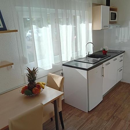 Apartment Nikol Pula Extérieur photo
