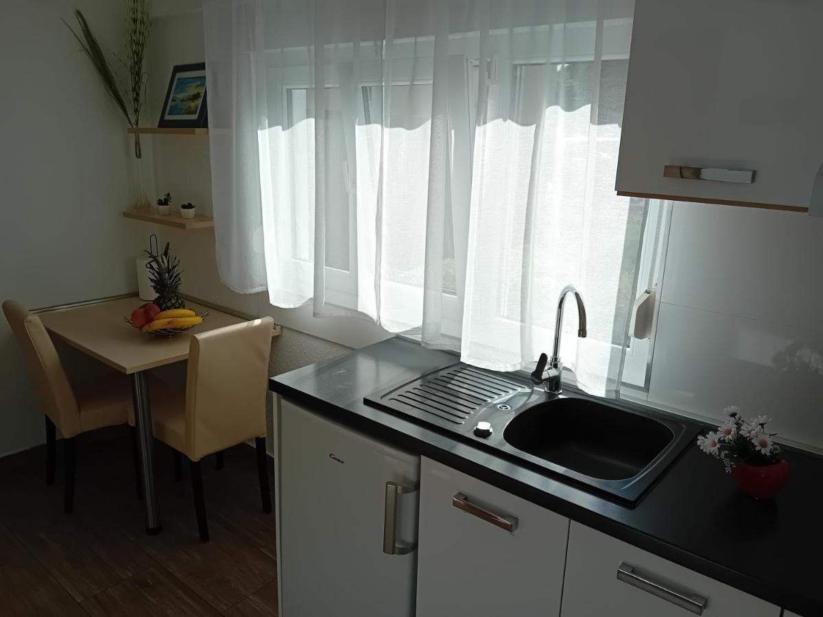 Apartment Nikol Pula Extérieur photo